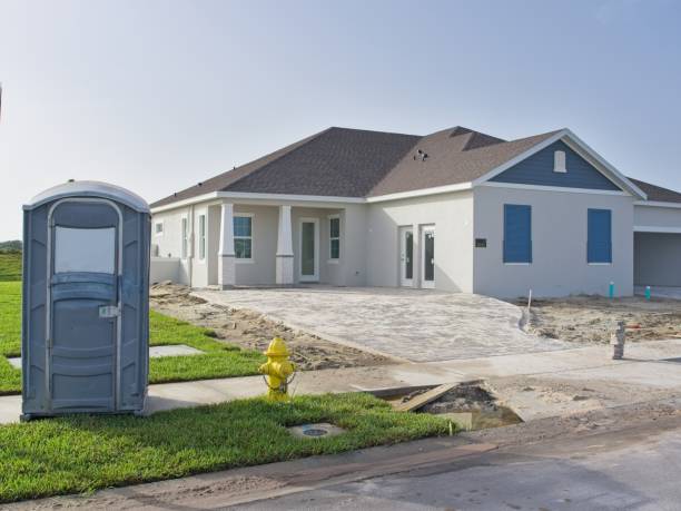 Portable Toilet Options We Offer in Dimmitt, TX